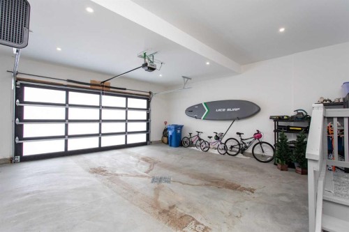 2 Twin Rose Court, Jarvis Bay, AB - Indoor Photo Showing Garage