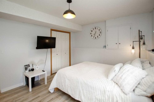 107 Ackerman Crescent, Red Deer, AB - Indoor Photo Showing Bedroom