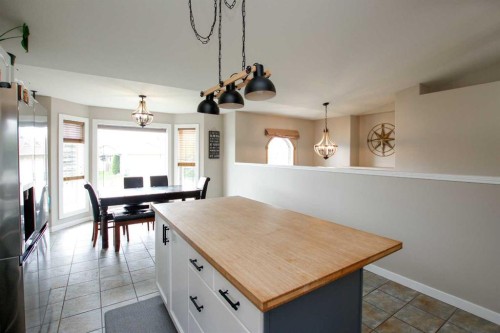 107 Ackerman Crescent, Red Deer, AB - Indoor Photo Showing Other Room