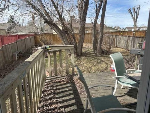 14 Eagle Road, Lacombe, AB - Outdoor