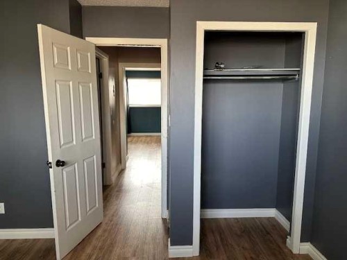 14 Eagle Road, Lacombe, AB - Indoor Photo Showing Other Room