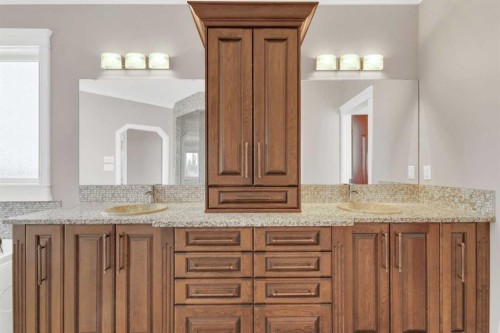 3 Trump Place, Red Deer, AB - Indoor Photo Showing Bathroom