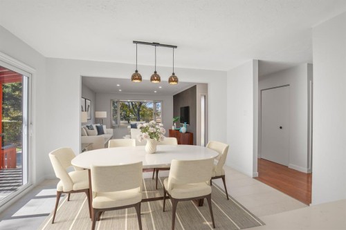 7 Stirling Close, Red Deer, AB - Indoor Photo Showing Dining Room