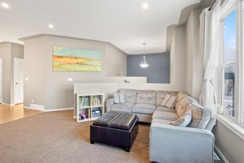 23 Jepsen Crescent, Red Deer, AB - Indoor Photo Showing Living Room