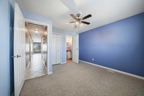 106 Denovan Crescent, Red Deer, AB - Indoor Photo Showing Other Room