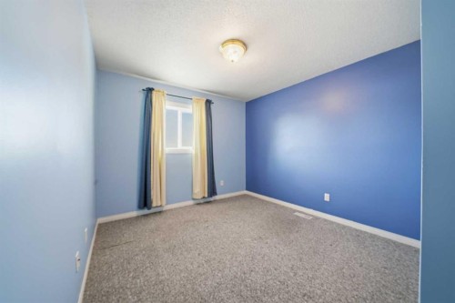 106 Denovan Crescent, Red Deer, AB - Indoor Photo Showing Other Room