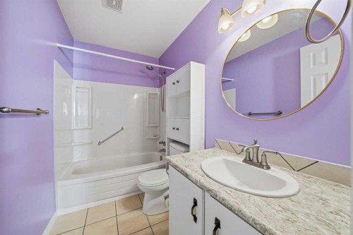 106 Denovan Crescent, Red Deer, AB - Indoor Photo Showing Bathroom
