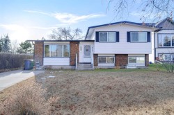 4729 54 Avenue  Rimbey, AB T0C 2J0