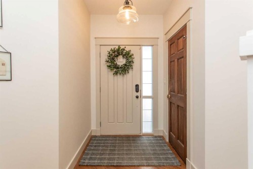 32 Carter Close, Red Deer, AB - Indoor Photo Showing Other Room