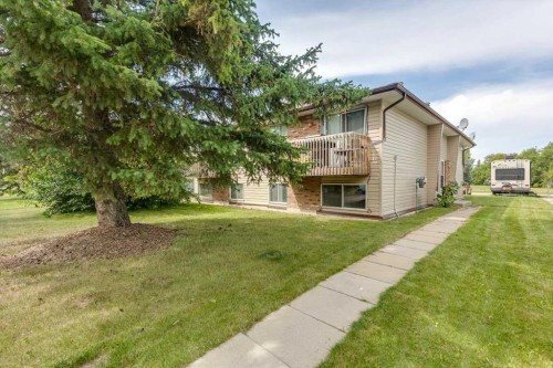 5210 61 Avenue, Olds, AB - Outdoor