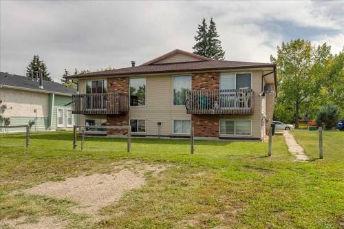 5210 61 Avenue, Olds, AB - Outdoor With Deck Patio Veranda