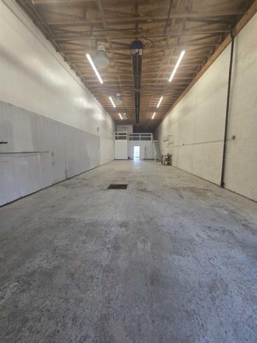 329 9 Street East, Brooks, AB 