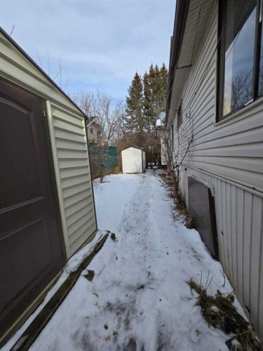 5103 49 Avenue, Caroline, AB - Outdoor With Exterior