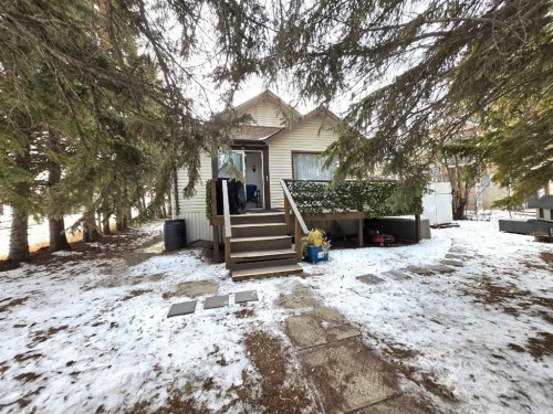 5103 49 Avenue, Caroline, AB - Outdoor