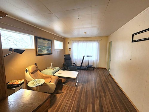 5103 49 Avenue, Caroline, AB - Indoor Photo Showing Other Room