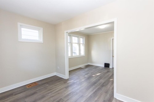 4206 51A Street, Red Deer, AB - Indoor Photo Showing Other Room