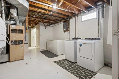 11 Montrose, Camrose, AB - Indoor Photo Showing Laundry Room