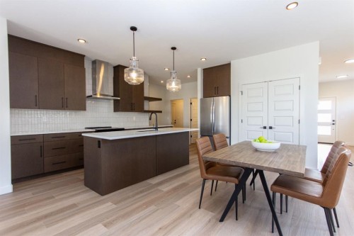 10 Tindale Place, Red Deer, AB - Indoor