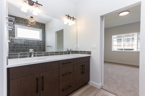 10 Tindale Place, Red Deer, AB - Indoor Photo Showing Bathroom