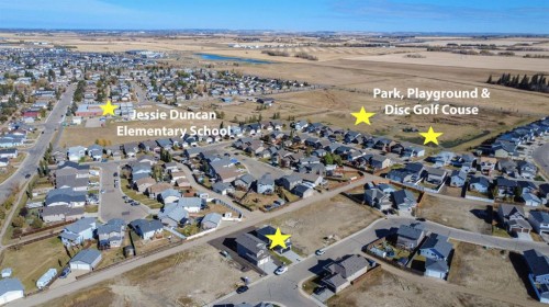 256 Augustus Way, Penhold, AB - Outdoor With View