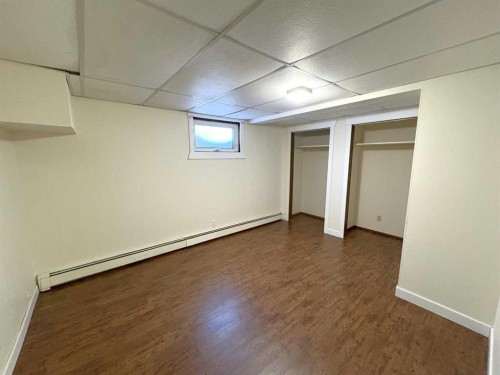 4913 48 Avenue, Forestburg, AB - Indoor