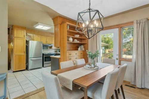 5436 53 Avenue, Lacombe, AB - Indoor Photo Showing Dining Room