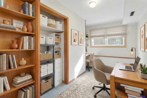 5436 53 Avenue, Lacombe, AB - Indoor Photo Showing Office