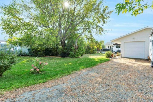 5436 53 Avenue, Lacombe, AB - Outdoor