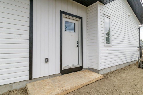 5-5463 55 Avenue, Lacombe, AB - Outdoor With Exterior