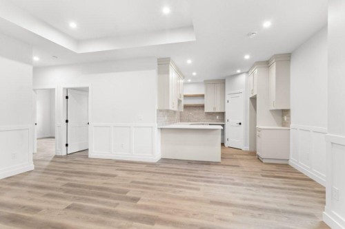 5-5463 55 Avenue, Lacombe, AB - Indoor Photo Showing Kitchen
