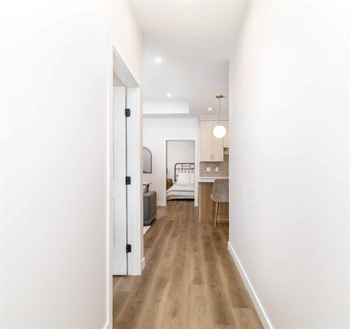 8-5463 55 Avenue, Lacombe, AB - Indoor Photo Showing Other Room
