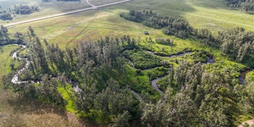 40518 Highway 821, Tees, AB 