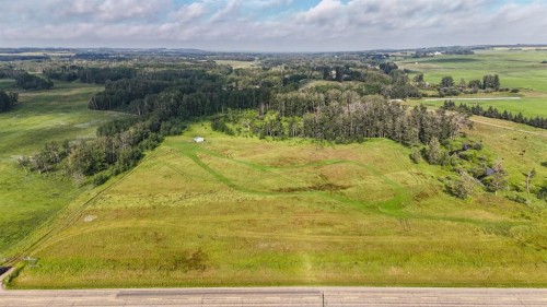 40518 Highway 821, Tees, AB 