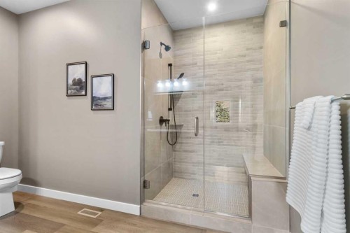 4930 Beardsley Avenue, Lacombe, AB - Indoor Photo Showing Bathroom
