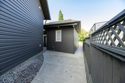 34 Overand Place, Red Deer, AB - Outdoor With Exterior