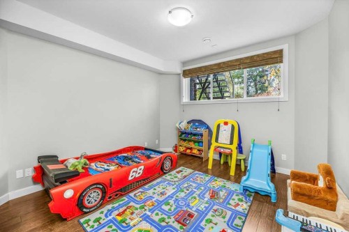 34 Overand Place, Red Deer, AB - Indoor Photo Showing Bedroom