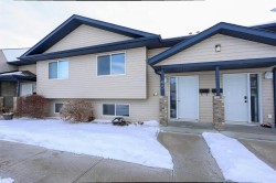 65 Leung Place  Blackfalds, AB T0M 0J0
