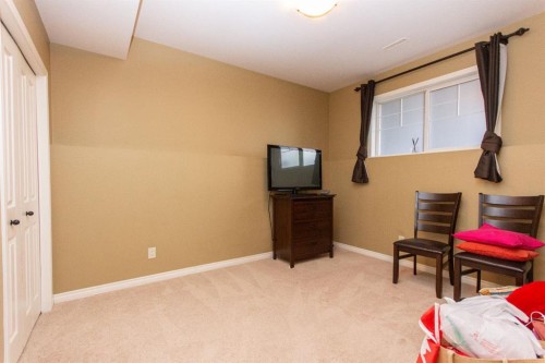 114 Redwood Boulevard, Springbrook, AB - Indoor