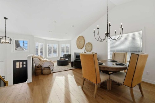 40 Walker Boulevard, Red Deer, AB - Indoor Photo Showing Dining Room