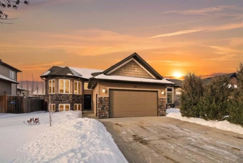 40 Walker Boulevard, Red Deer, AB - Outdoor
