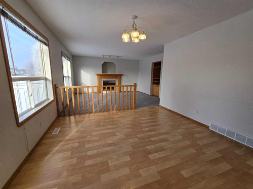 30 Logan Close, Red Deer, AB - Indoor Photo Showing Other Room