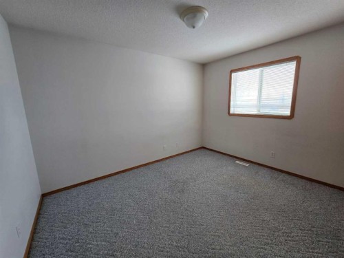 30 Logan Close, Red Deer, AB - Indoor Photo Showing Other Room