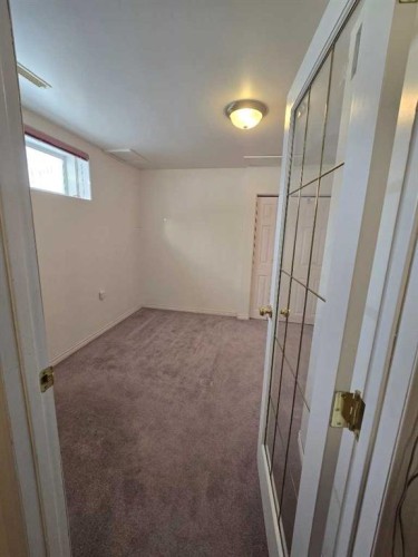 30 Logan Close, Red Deer, AB - Indoor