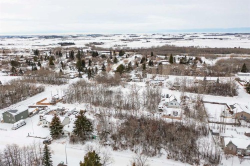 5219 50 Street, Mirror, AB 