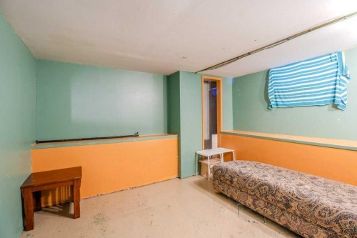 4025 46 Street, Red Deer, AB - Indoor Photo Showing Bedroom