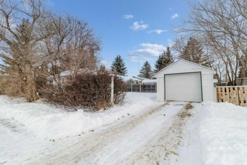 4025 46 Street, Red Deer, AB - Outdoor