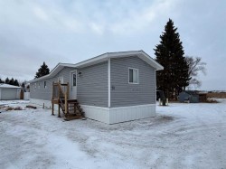 51-5020 AB-2A  Ponoka, AB T4J 1E3