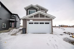 65 Linden Place  Rural Red Deer County, AB T4E 3C4