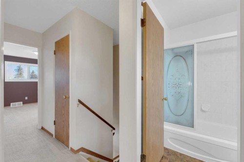 209-5831 57 Street, Red Deer, AB - Indoor Photo Showing Bathroom