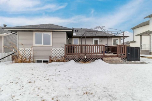 1231 21 Street, Bowden, AB - Outdoor With Deck Patio Veranda With Exterior